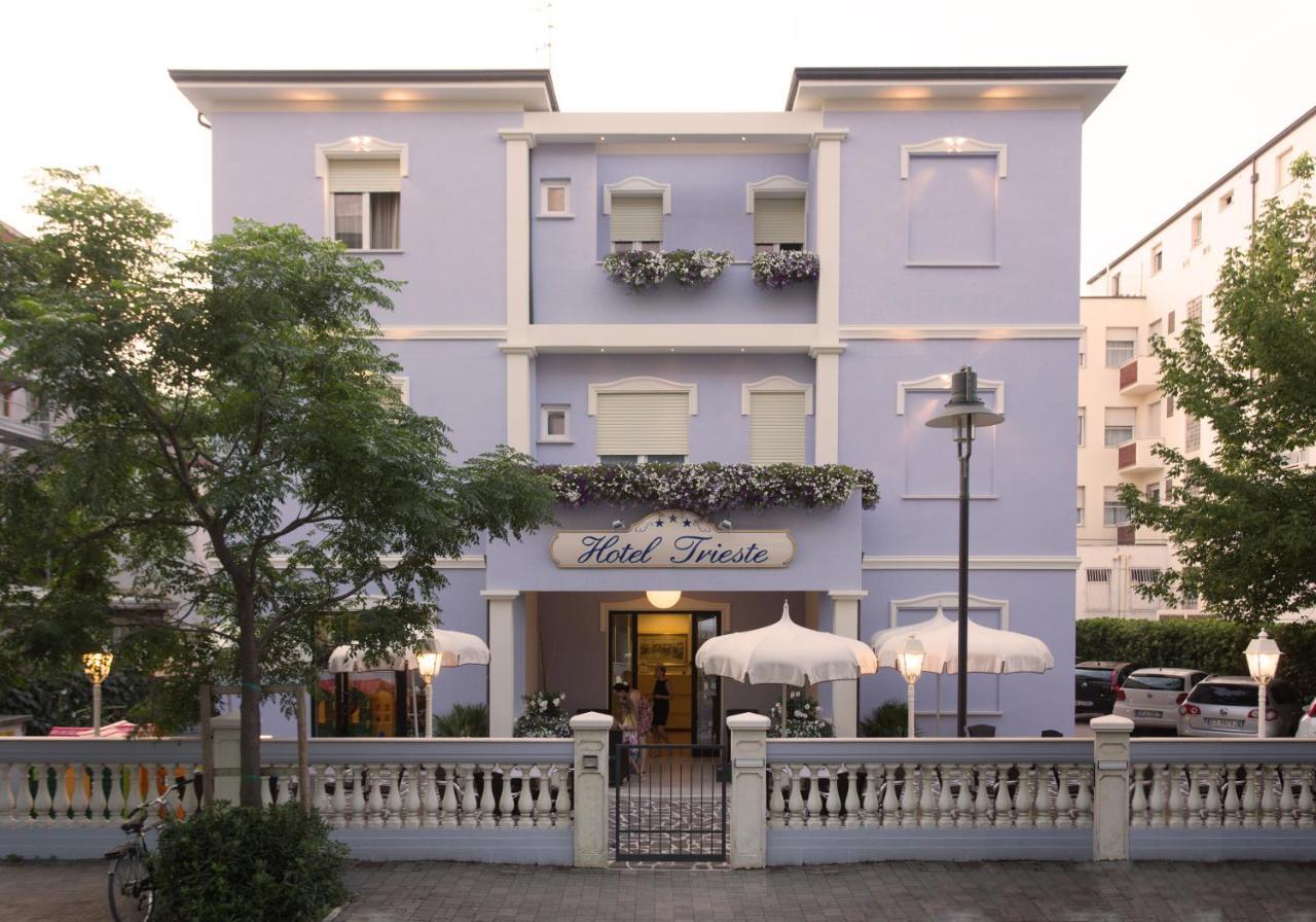 Hotel Trieste Чезенатіко Екстер'єр фото